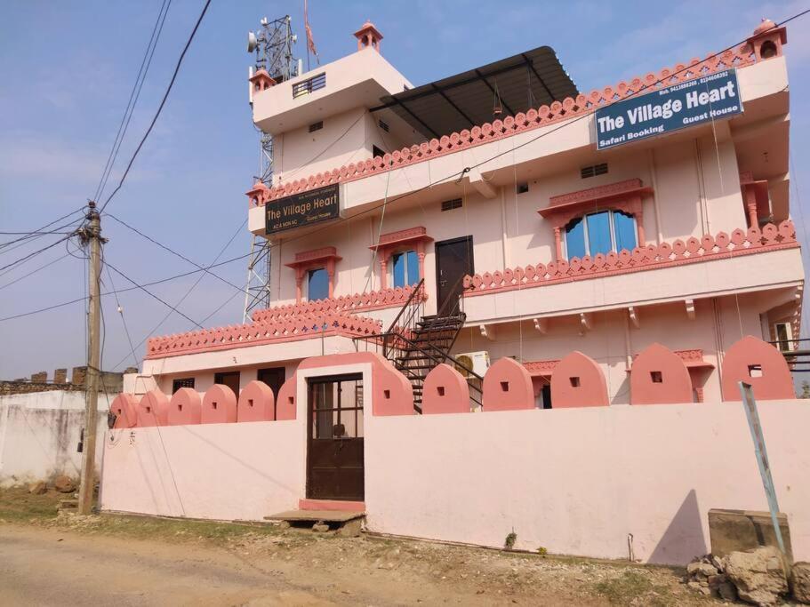 Hotel The Village Heart Sawai Madhopur Exteriör bild